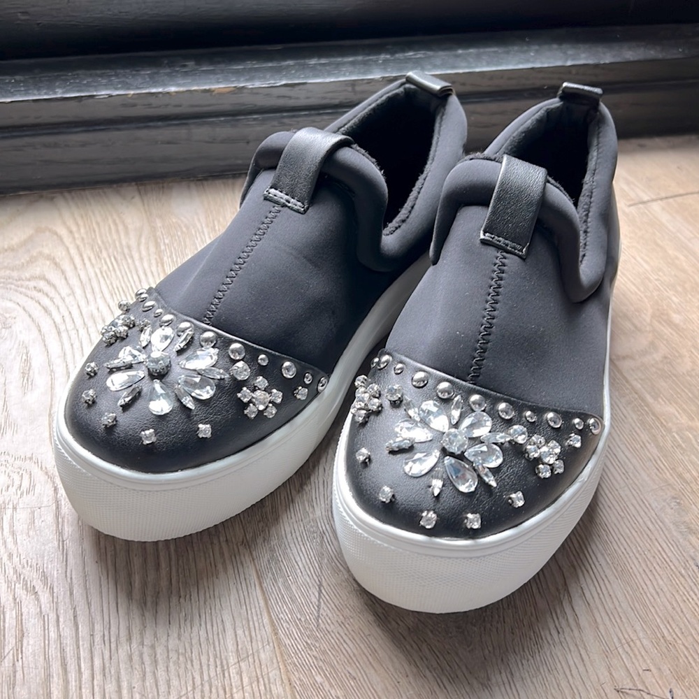 Sole Diva Bedazzled Silp Ons